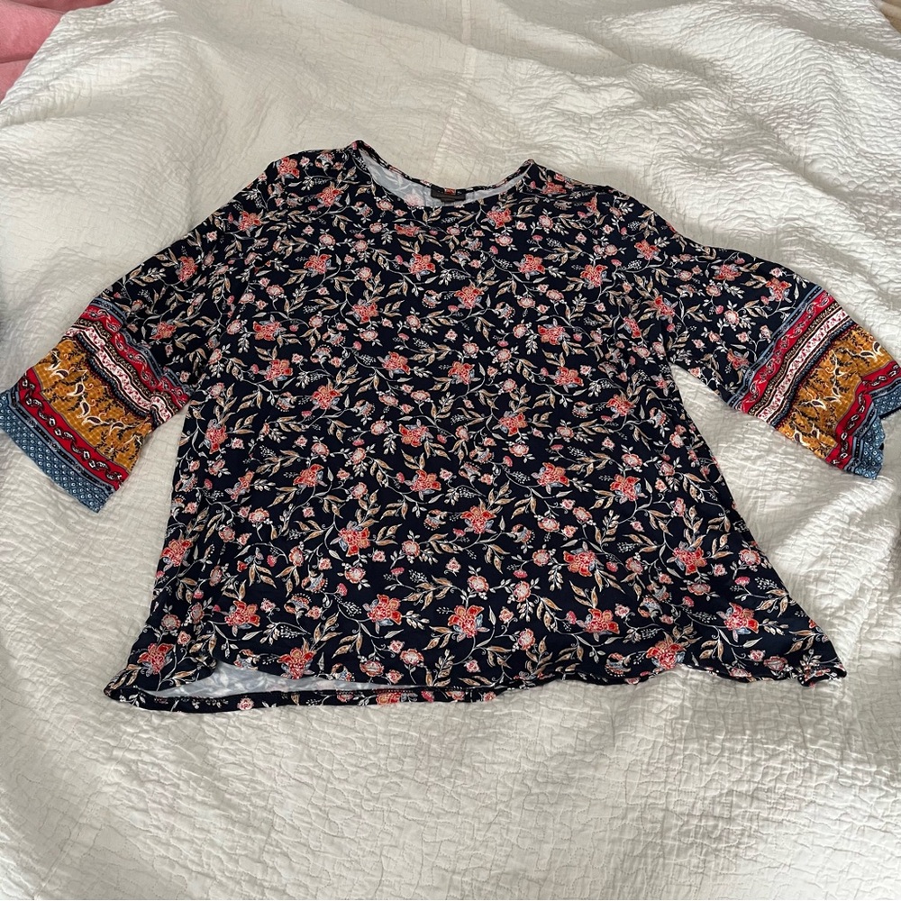 NWOT J JILL floral top